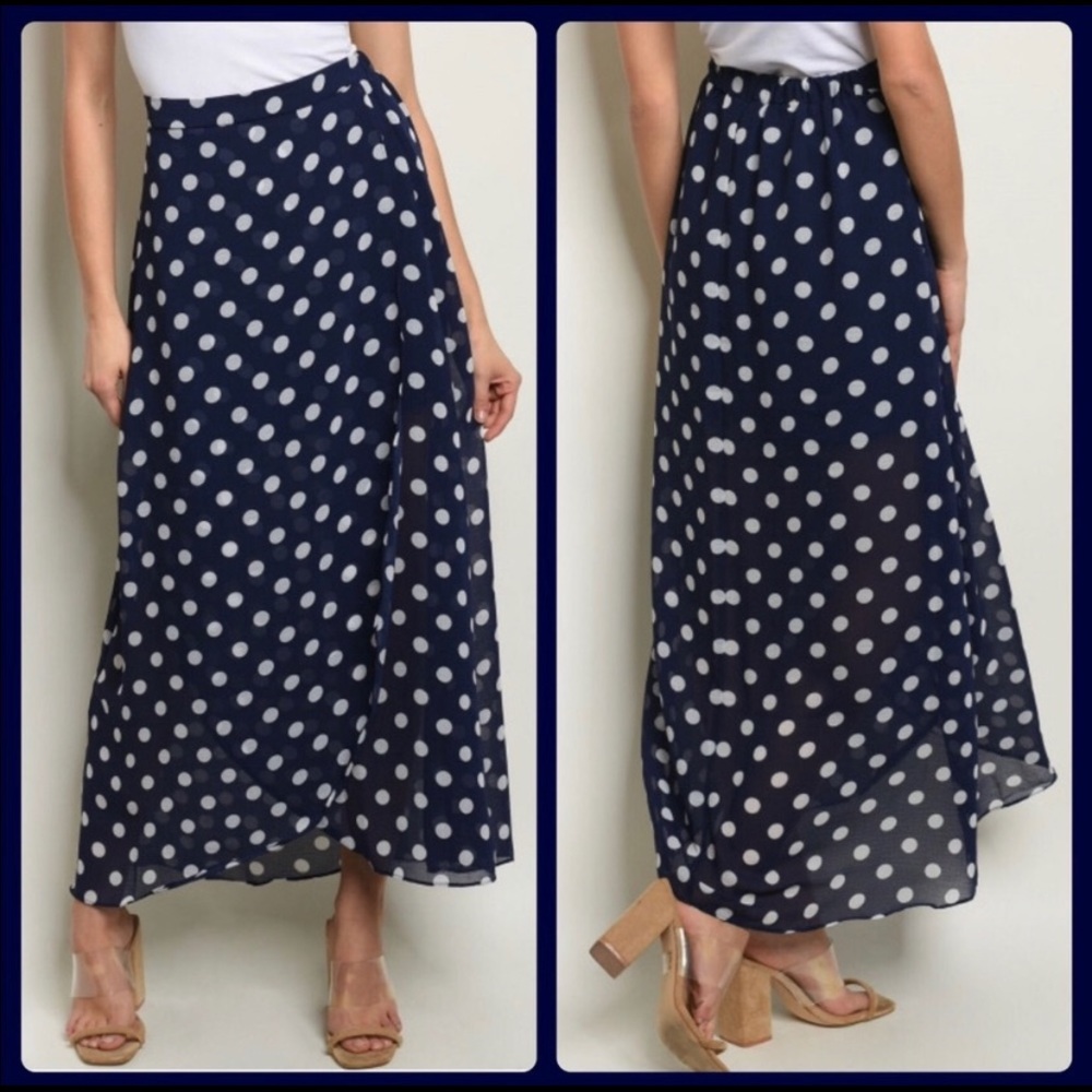 2 for $20 Gorgeous navy skirt